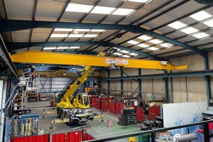 Bunting 12.5 tonne crane 